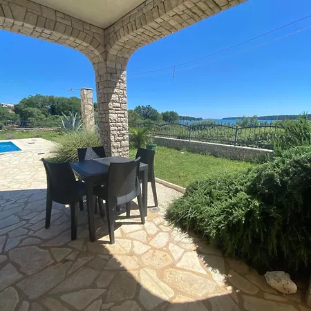 Appartement Casa Ceslerus Medulin